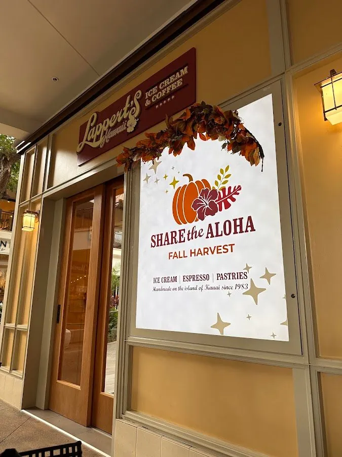 Lappert's Hawaii storefront entrance with ice cream and coffee signage and a Fall Harvest window poster.